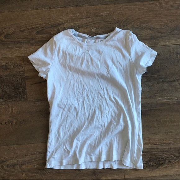 3 Medium Casual Shirts - Picture 2 of 3